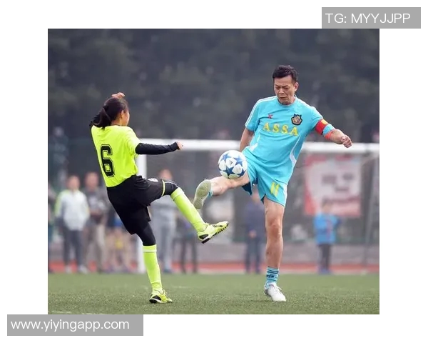 澄江香港足球明星女队员展现风采助力女子足球发展与推广