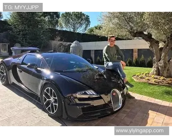 足球明星们的豪车阵容揭秘及其独特车辆配置分析